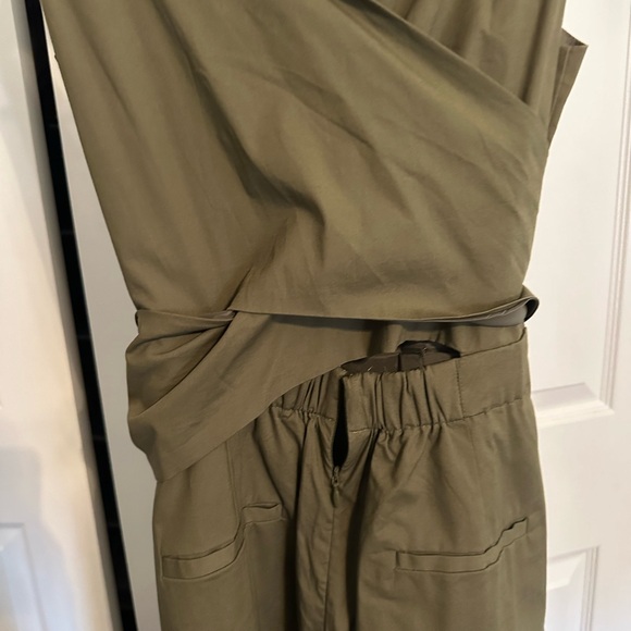 MINT Condition *Rare* J Crew Wrap Jumpsuit, 4, Olive Green - Picture 8 of 11